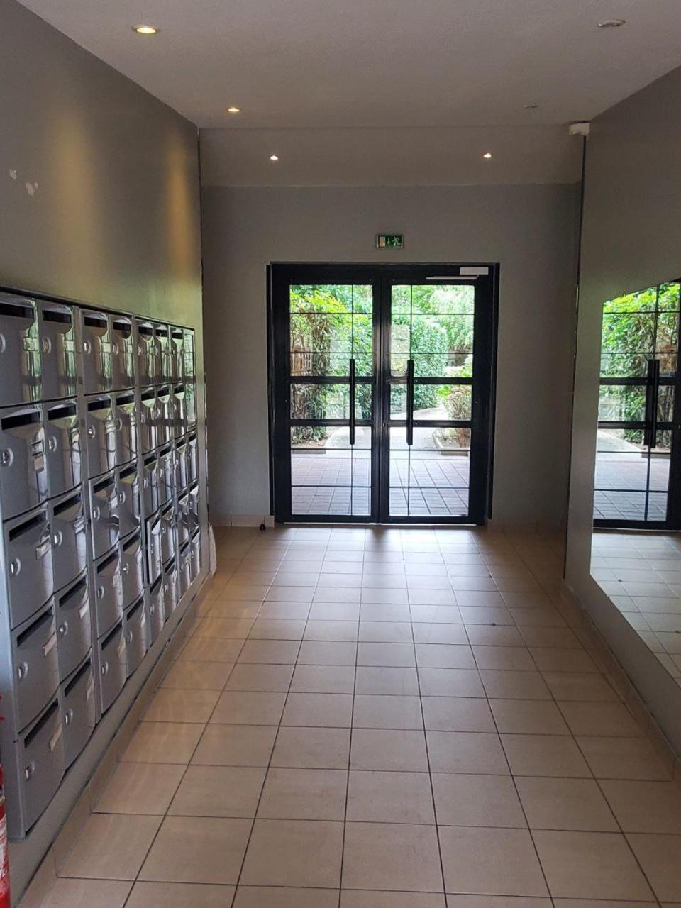 T3-Rare-2 Chambres-Parking Gratuit-2 Terrasses-Netflix-Proche Paris-La Defense Argenteuil Dış mekan fotoğraf